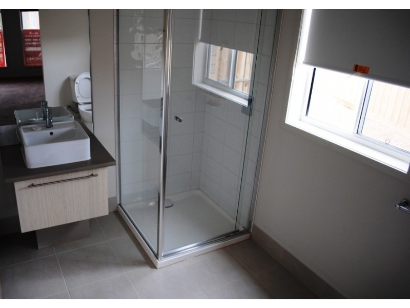 10 Sandy Avenue, Point Cook VIC 3030