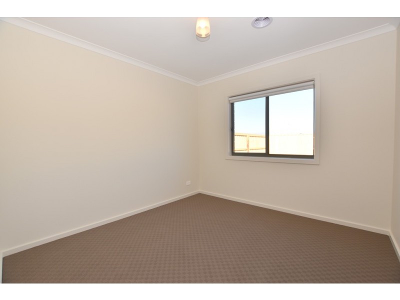 9 Baloo Walk Street, Werribee VIC 3030