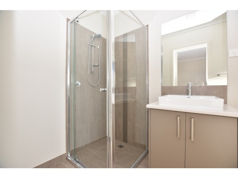 9 Baloo Walk Street, Werribee VIC 3030