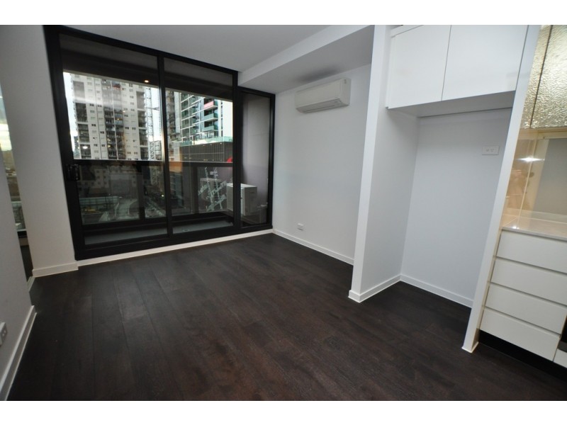 608/33 Rose Lane, Melbourne VIC 3000