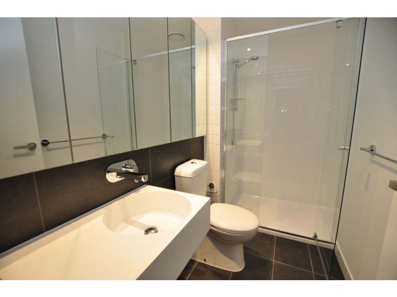 608/33 Rose Lane, Melbourne VIC 3000