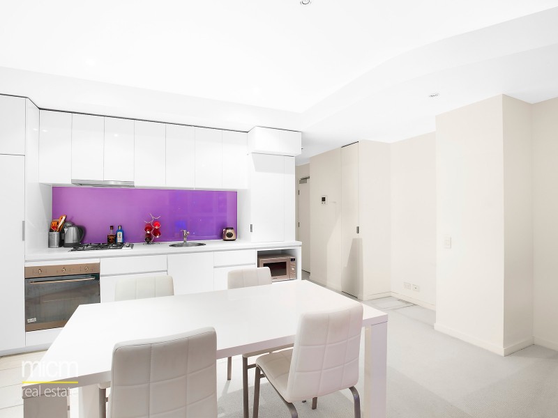 604/241 Harbour Esplanade, Docklands VIC 3008