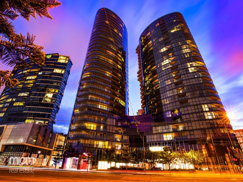 604/241 Harbour Esplanade, Docklands VIC 3008
