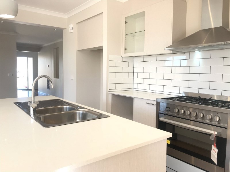 9 Brousard Street, Werribee VIC 3030