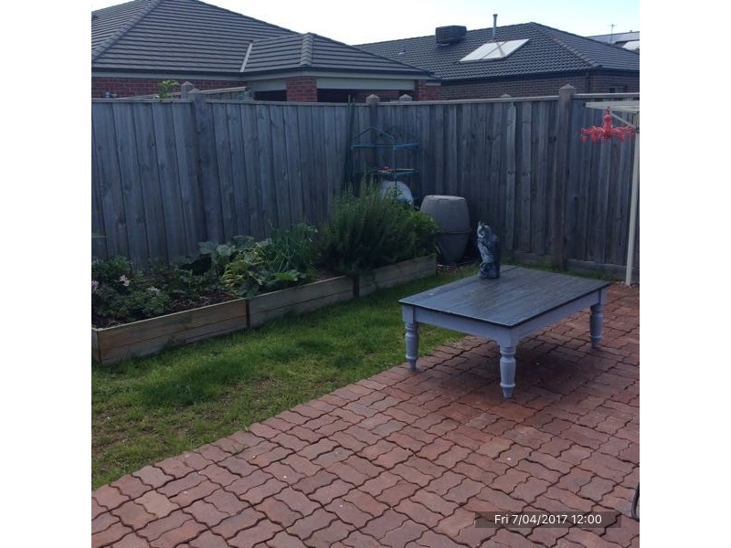 7 Baybreeze Drive, Point Cook VIC 3030