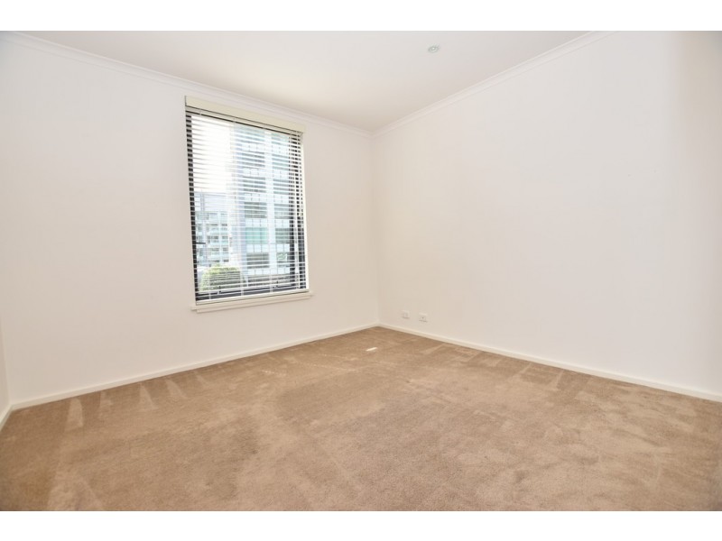 REF 100611/148 Wells Street, South Melbourne VIC 3205