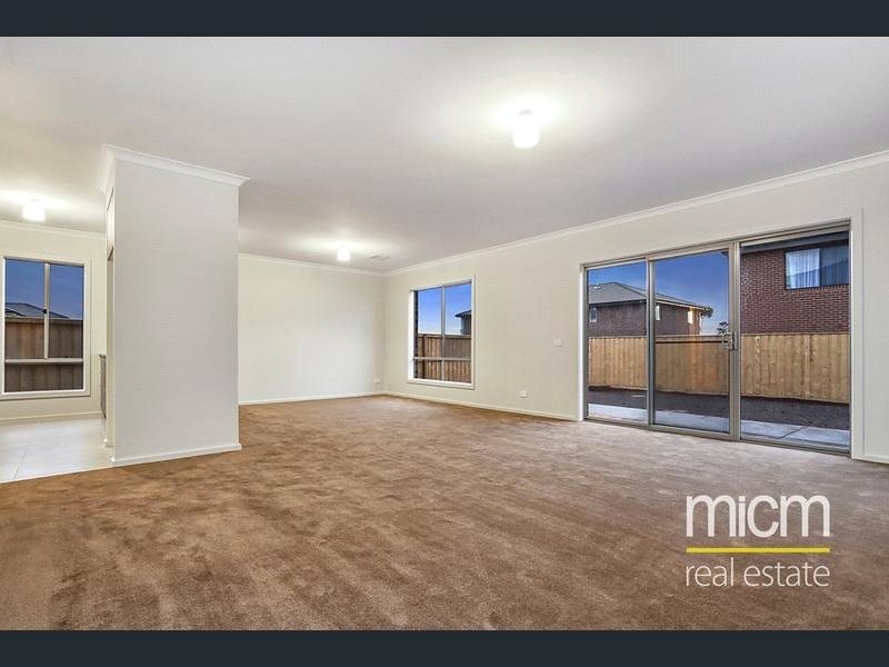 4 Teacher Crescent, Truganina VIC 3029