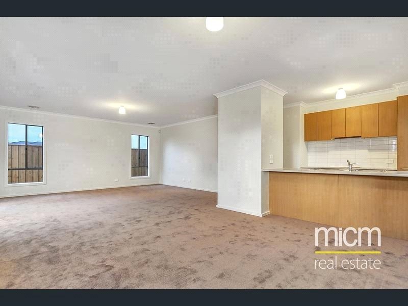 4 Teacher Crescent, Truganina VIC 3029