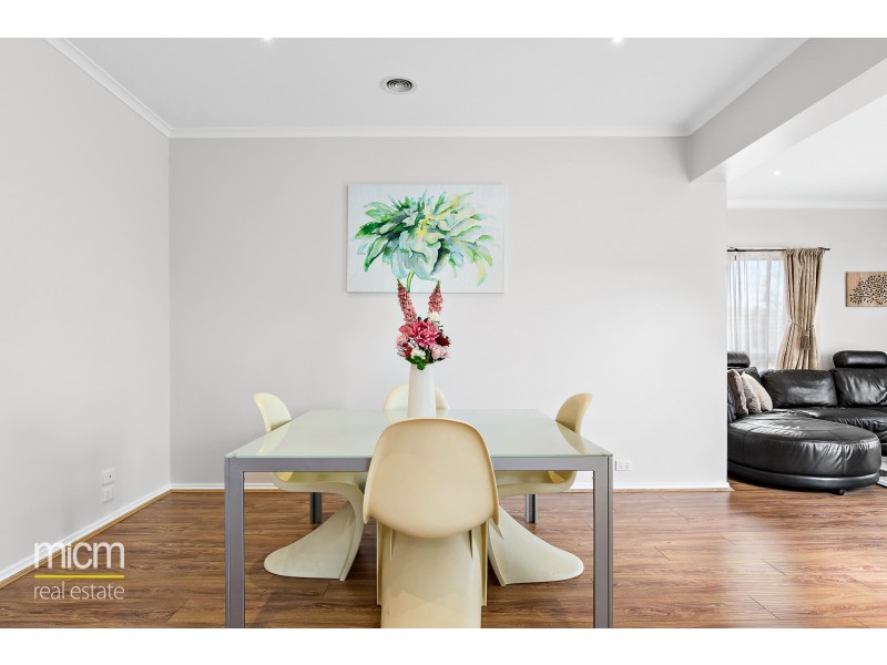 61 Lincolnheath Boulevard, Point Cook VIC 3030