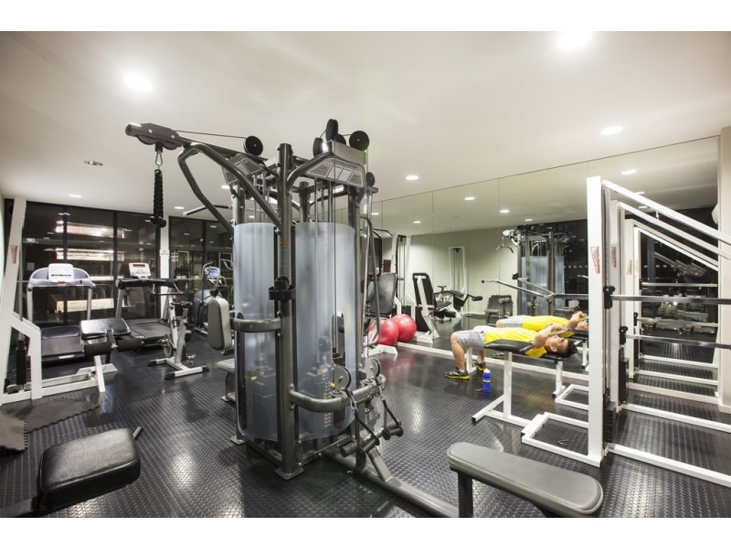 REF 101110/668 Bourke Street, Melbourne VIC 3000