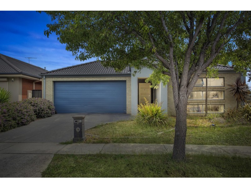 4 Miles Franklin Boulevard, Point Cook VIC 3030