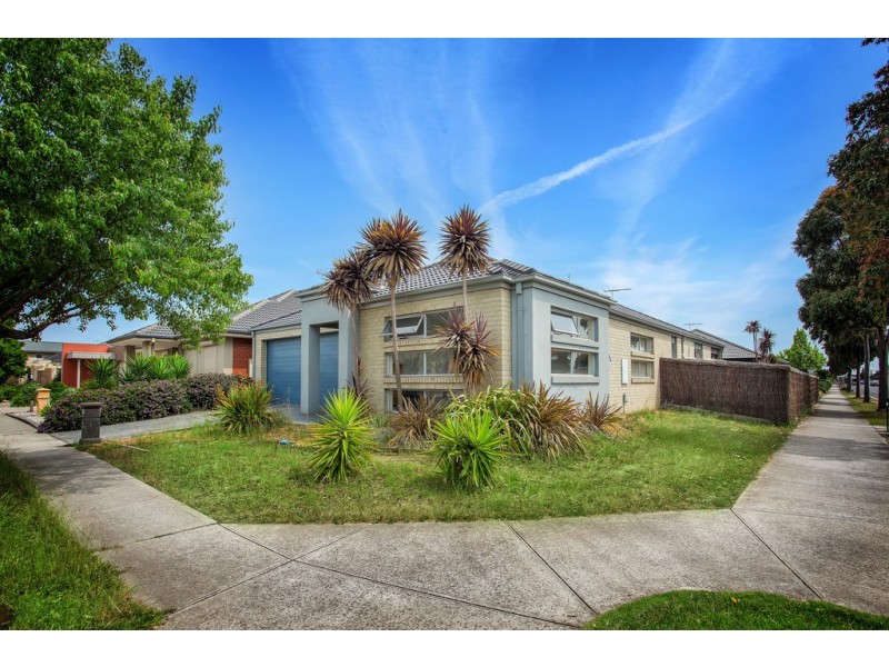 4 Miles Franklin Boulevard, Point Cook VIC 3030