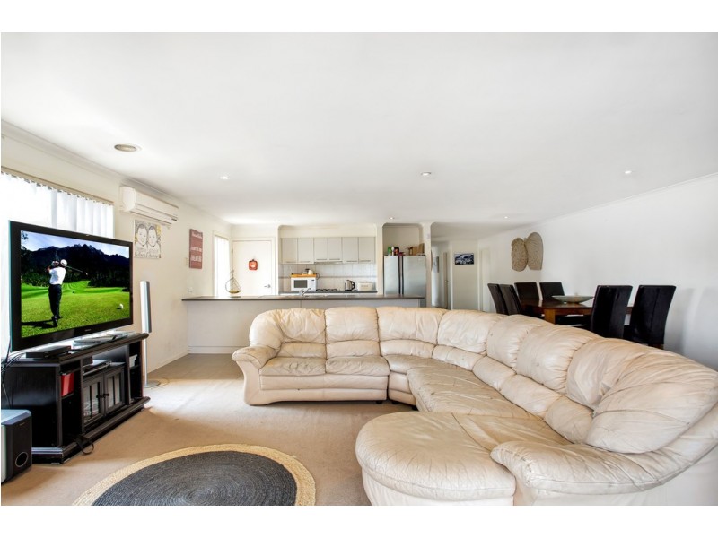 4 Miles Franklin Boulevard, Point Cook VIC 3030