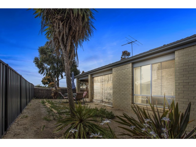 4 Miles Franklin Boulevard, Point Cook VIC 3030