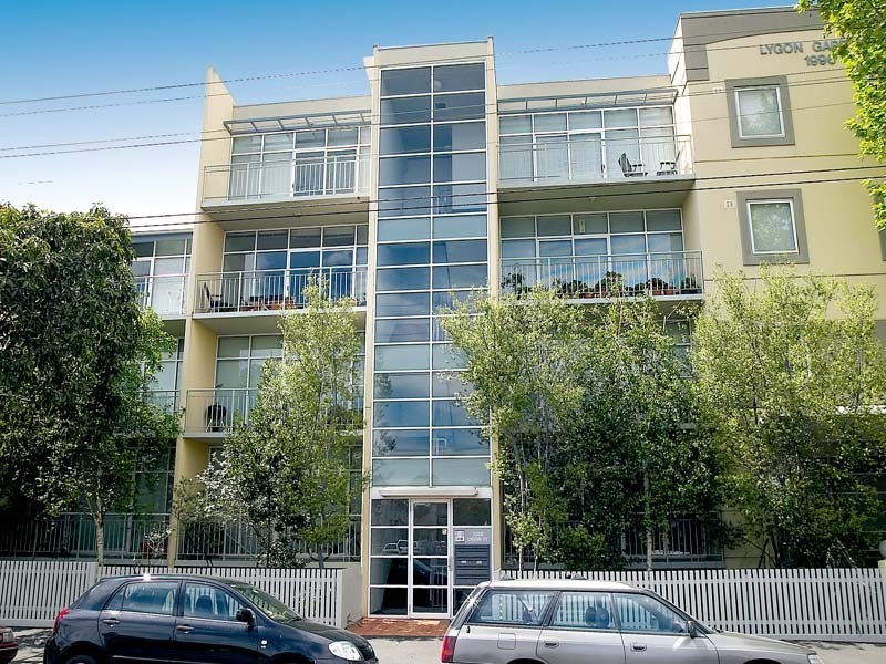 10/1066 Lygon Street, Carlton VIC 3053