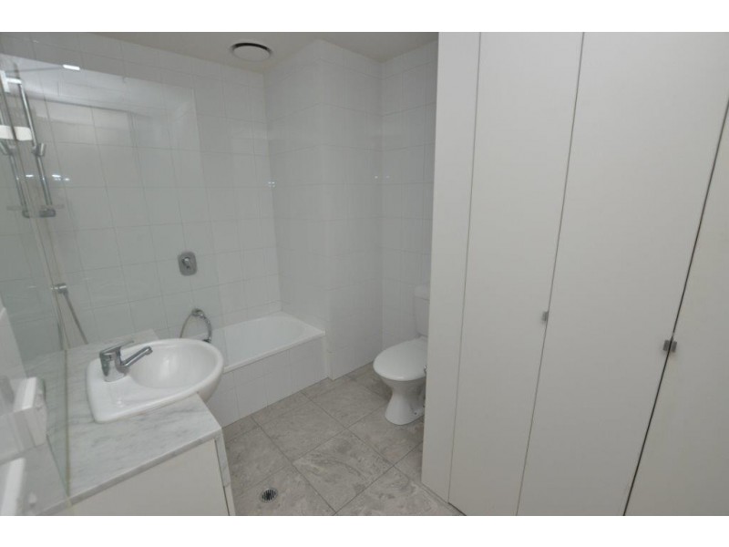 REF 101762/88 Kavanagh Street, Southbank VIC 3006