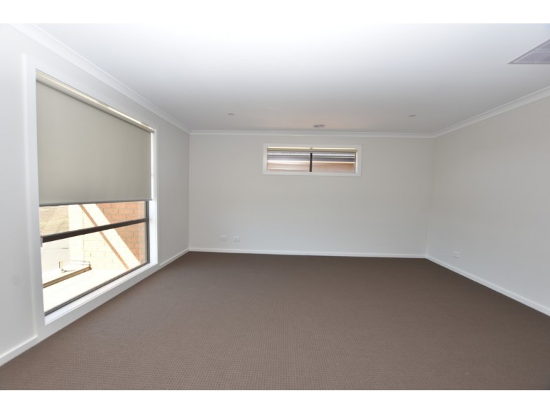 47 Noorat Place, Cranbourne North VIC 3977