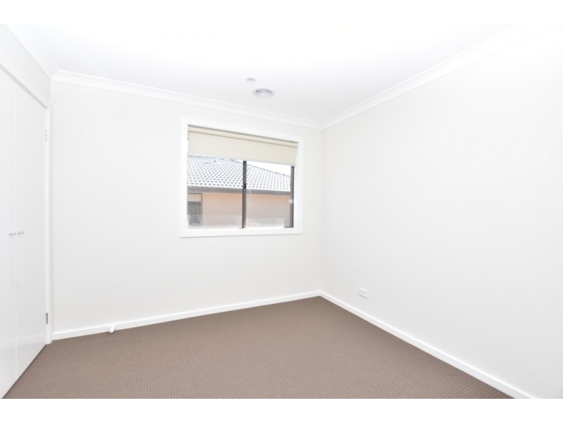 47 Noorat Place, Cranbourne North VIC 3977