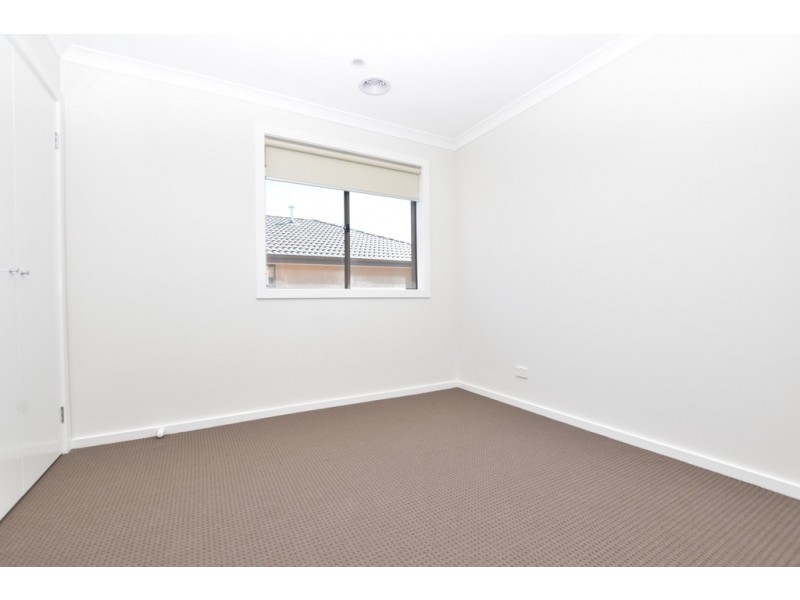 47 Noorat Place, Cranbourne North VIC 3977