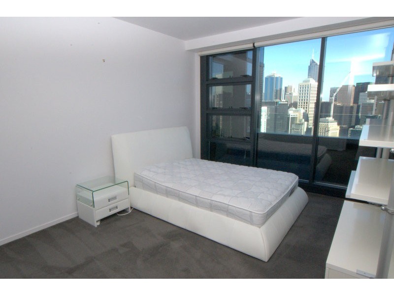 2710/7 Riverside Quay, Southbank VIC 3006
