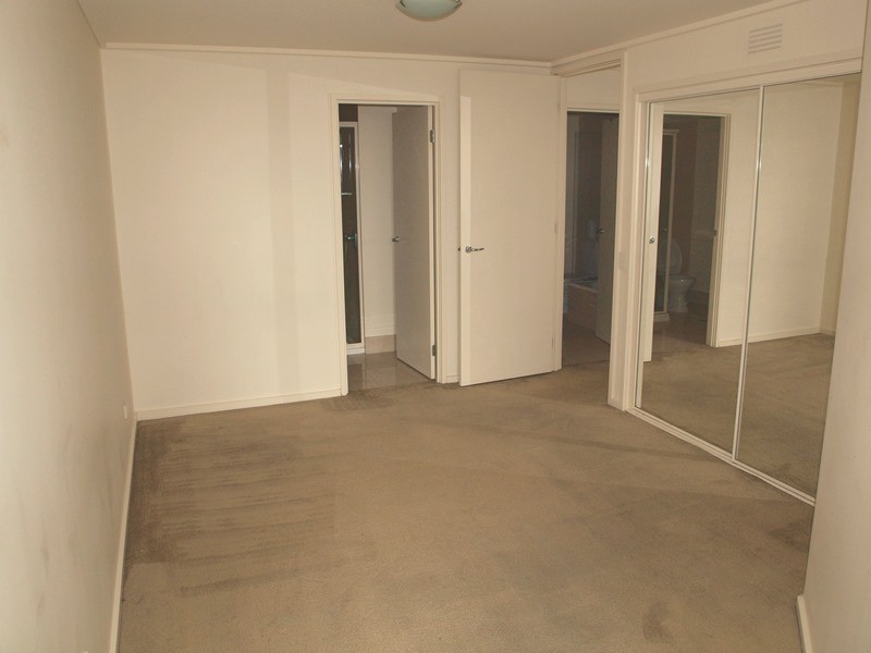 REF 102306/668 Bourke Street, Melbourne VIC 3000