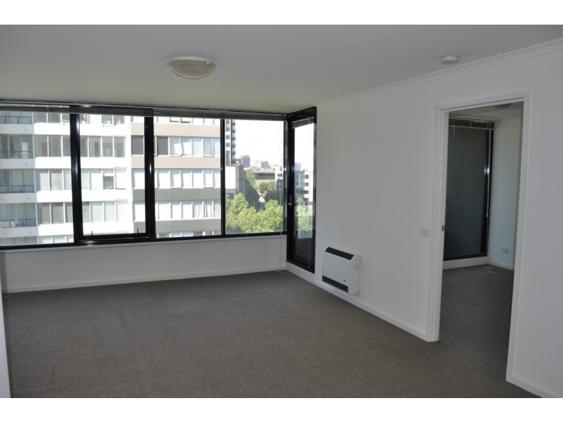 REF 102582/38 Kavanagh Street, Southbank VIC 3006