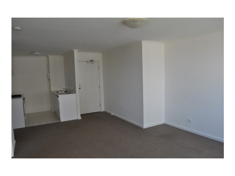 REF 102582/38 Kavanagh Street, Southbank VIC 3006