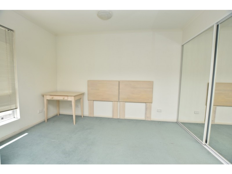 812/118 Franklin Street, Melbourne VIC 3000