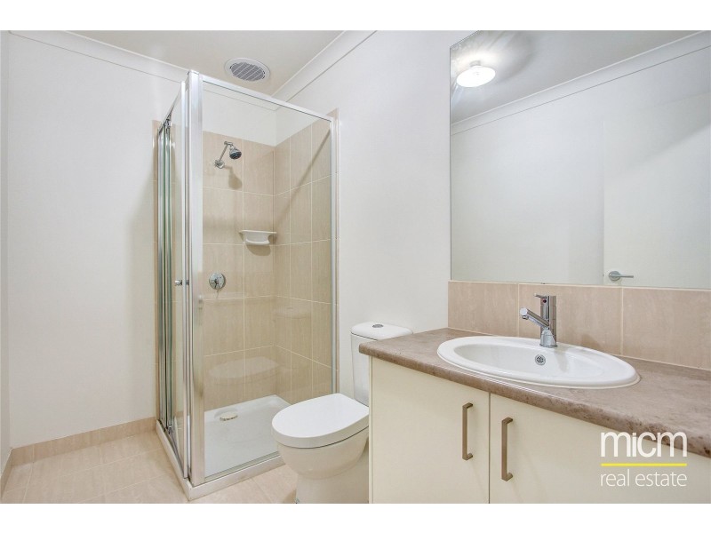 14/4 Mantello Drive, Werribee VIC 3030