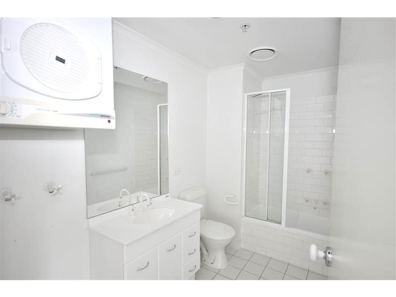 REF 102632/79 Whiteman Street, Southbank VIC 3006