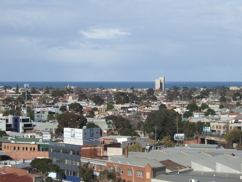 REF 102632/79 Whiteman Street, Southbank VIC 3006