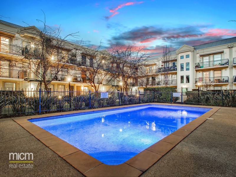 REF 102622/682 Nicholson Street, Fitzroy North VIC 3068