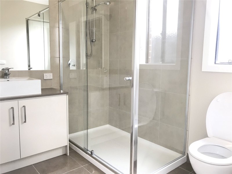 16 Hopewood Avenue, Truganina VIC 3029