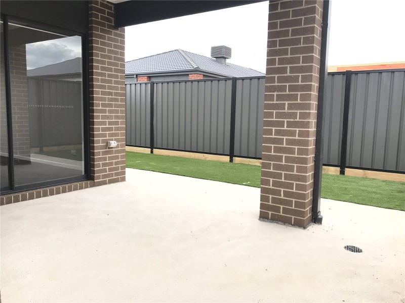 16 Hopewood Avenue, Truganina VIC 3029