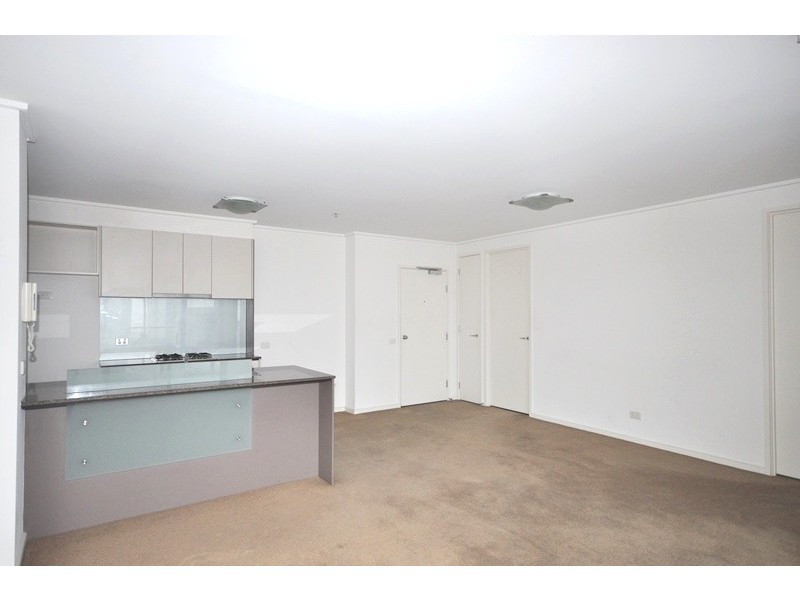 REF 102778/183 City Road, Southbank VIC 3006