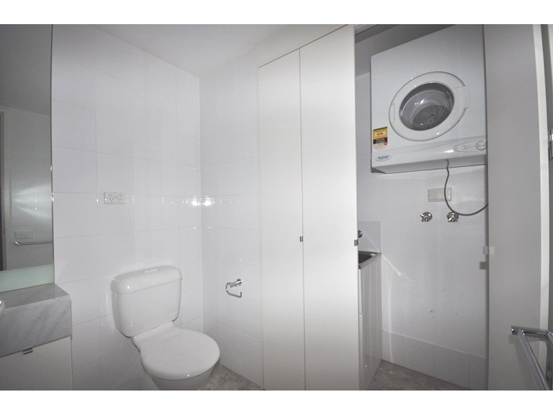 REF 102778/183 City Road, Southbank VIC 3006