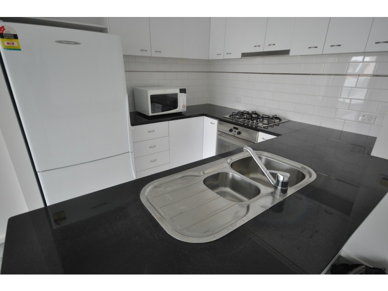 REF 11015/38 Bank Street, South Melbourne VIC 3205