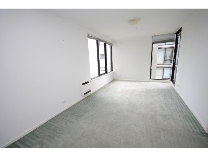 REF 110346/39 Dorcas Street, South Melbourne VIC 3205