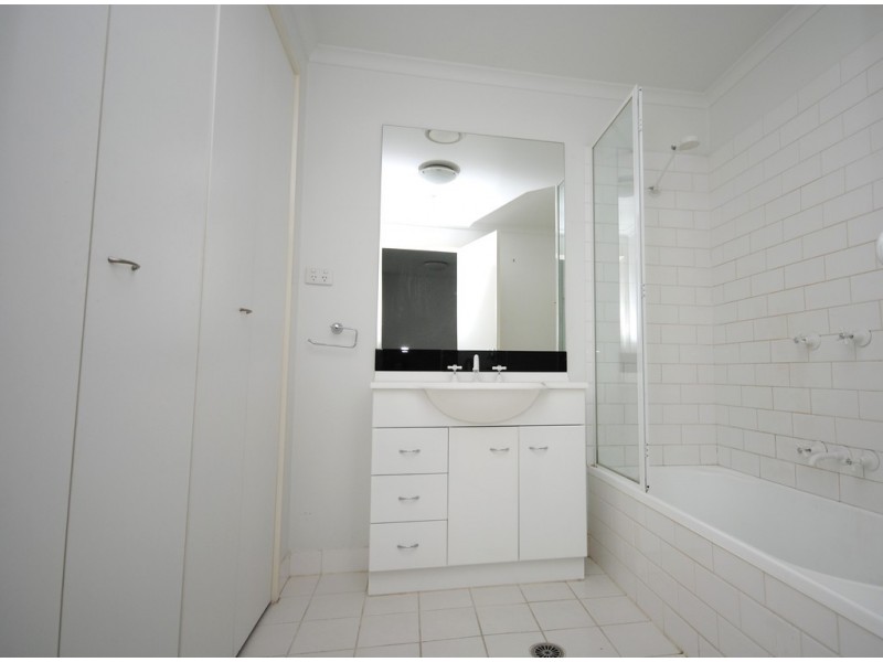 REF 110346/39 Dorcas Street, South Melbourne VIC 3205