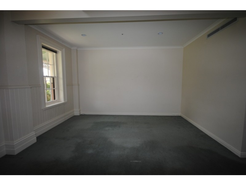 12 Wiltshire Drive, Kew VIC 3101