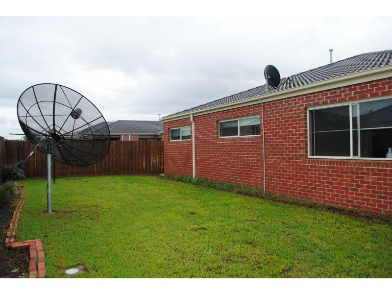 3 Millpond Drive, Point Cook VIC 3030