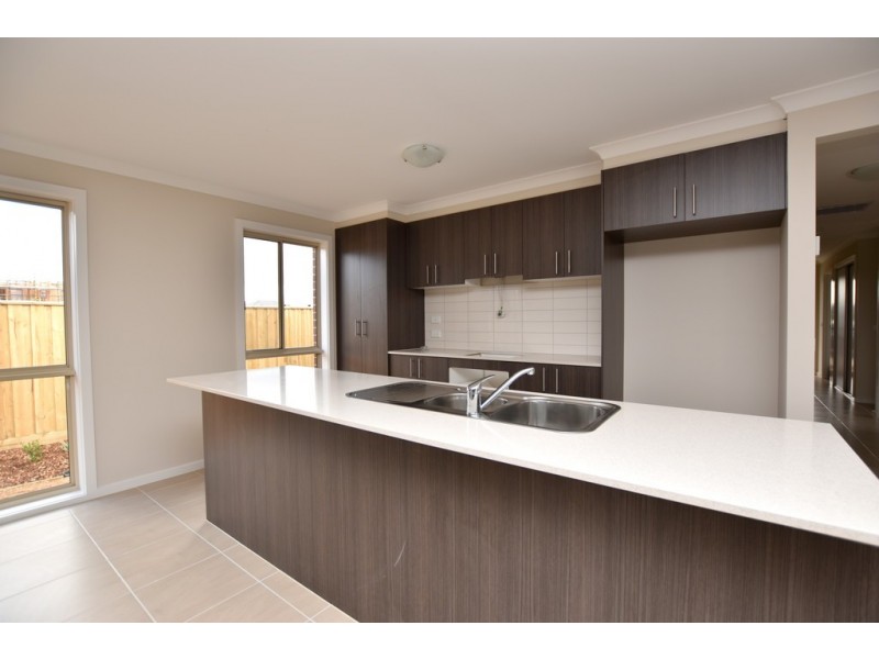 245 Blackforest Road, Werribee VIC 3030