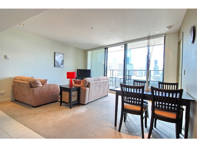 1814/100 Harbour Esplanade, Docklands VIC 3008