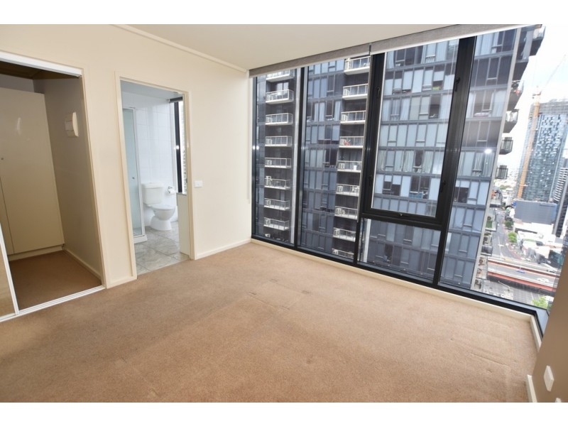 REF 110841/173 City Road, Southbank VIC 3006