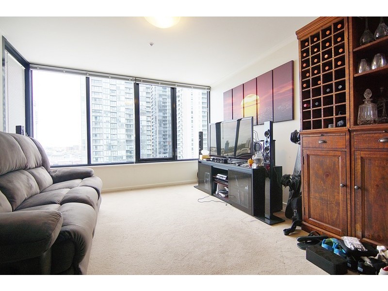 REF 110917/38 Kavanagh Street, Southbank VIC 3006