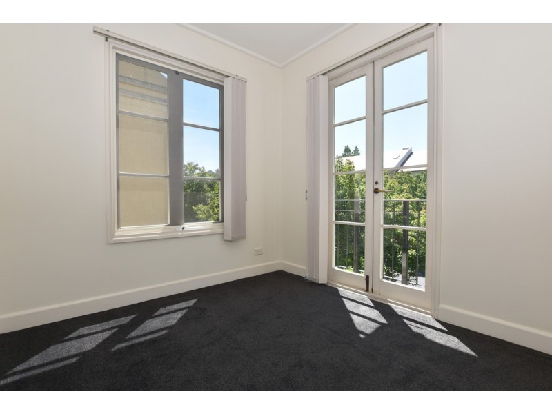 3/2 Wellington Crescent, East Melbourne VIC 3002