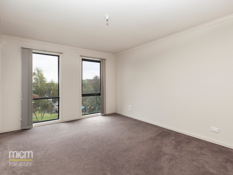 37/39 Astley Crescent, Point Cook VIC 3030