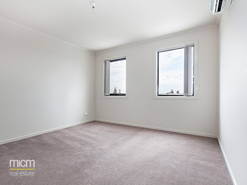 37/39 Astley Crescent, Point Cook VIC 3030