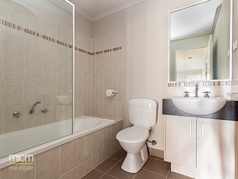 37/39 Astley Crescent, Point Cook VIC 3030