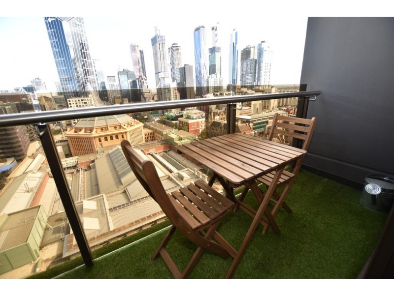 1410/318 Russell Street, Melbourne VIC 3000